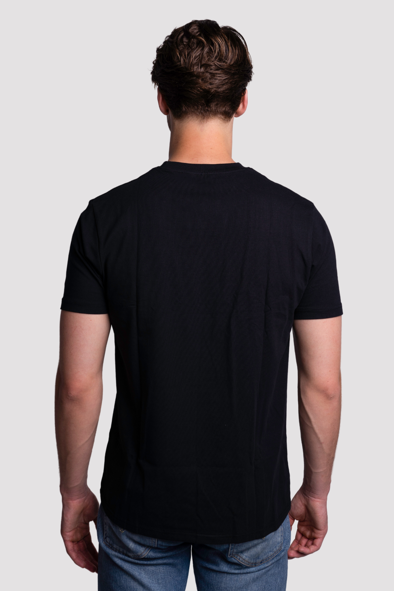 NOVEL Essential V2 T-shirt Black