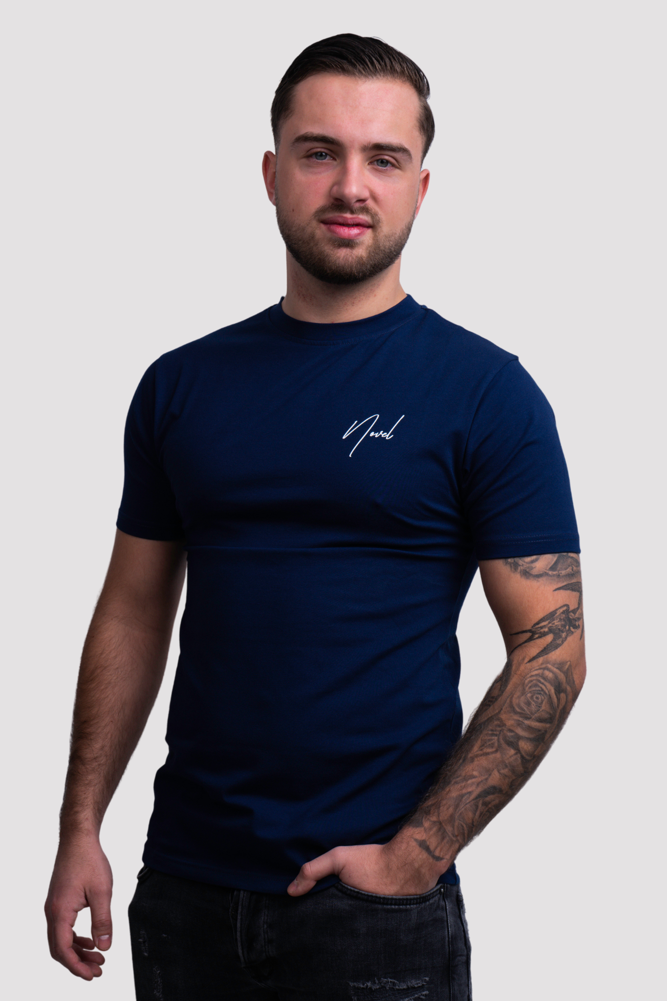 NOVEL Essential T-shirt Marineblauw